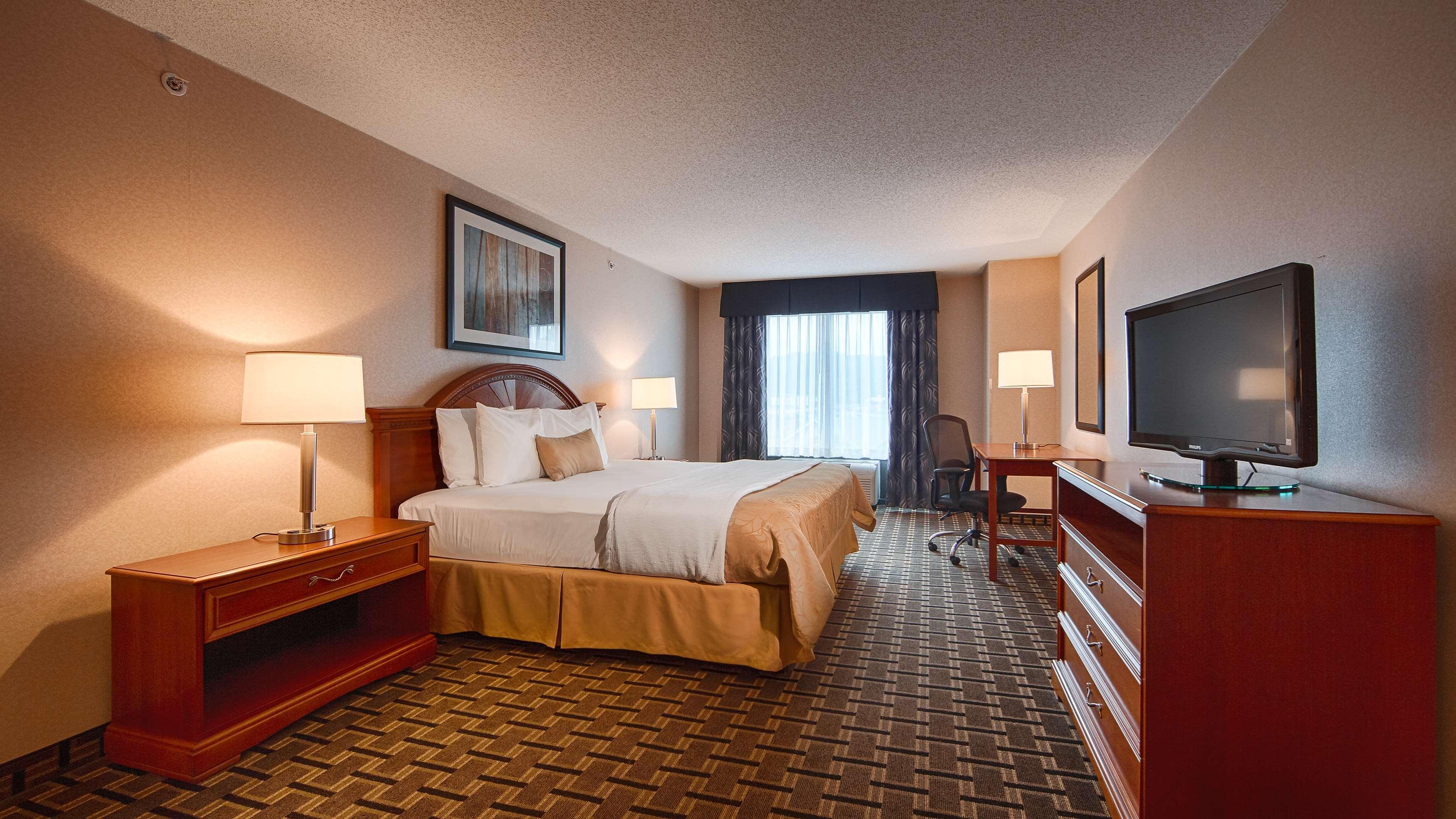 Western Hotel 4*
